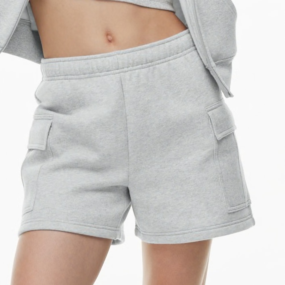 ARITZIA TNA Cozy Fleece Boyfriend Mega Cargo 5” Short XL